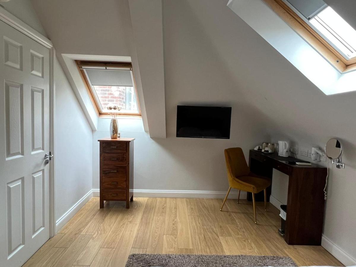 Leaside Hotel Luton  Eksteriør billede