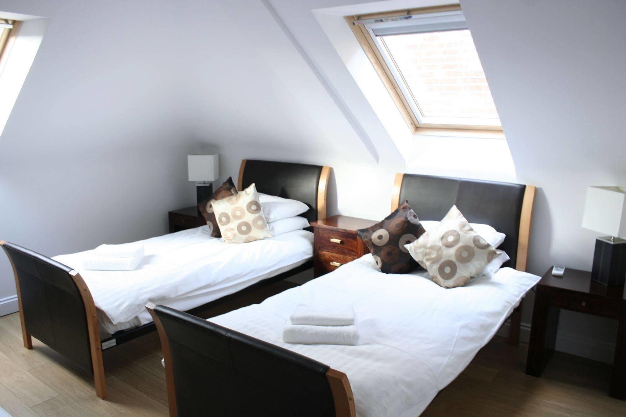 Leaside Hotel Luton  Eksteriør billede